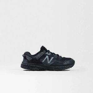 Trainers New Balance 410 V6
