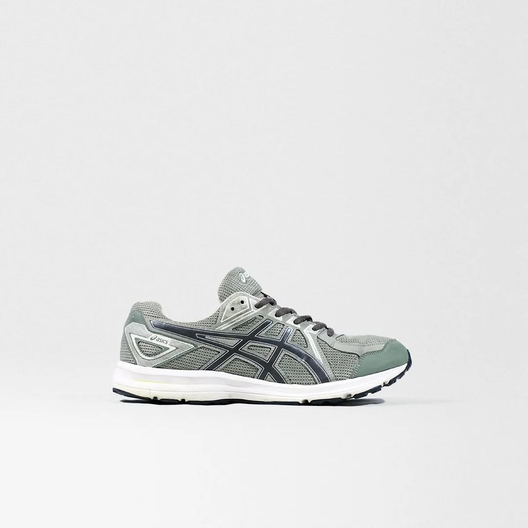 18102056686578985 Asics Joggers