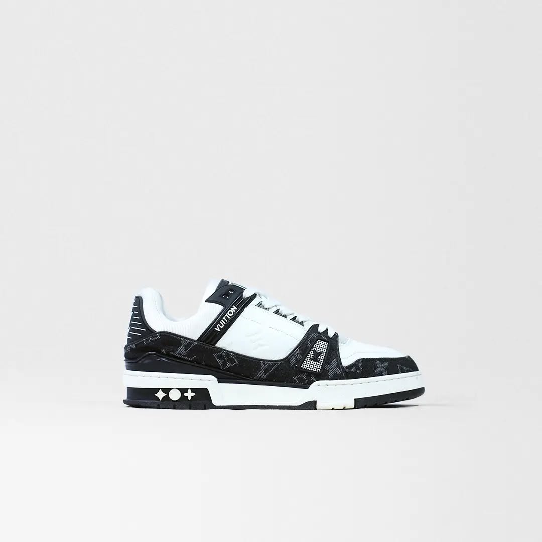 18547699867033028 Louis Vuitton Trainer