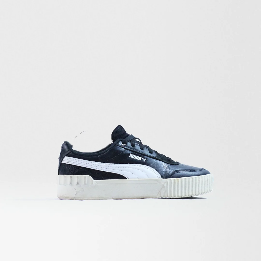 Puma CarinaPrice- 4000rsSize- 41 Eu, 7.5 UK, 26.5 CmCondition- 9.5-10Dm to order now.....#feed# Puma Carina