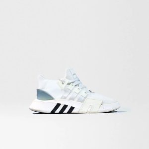 Sneakers auto draft